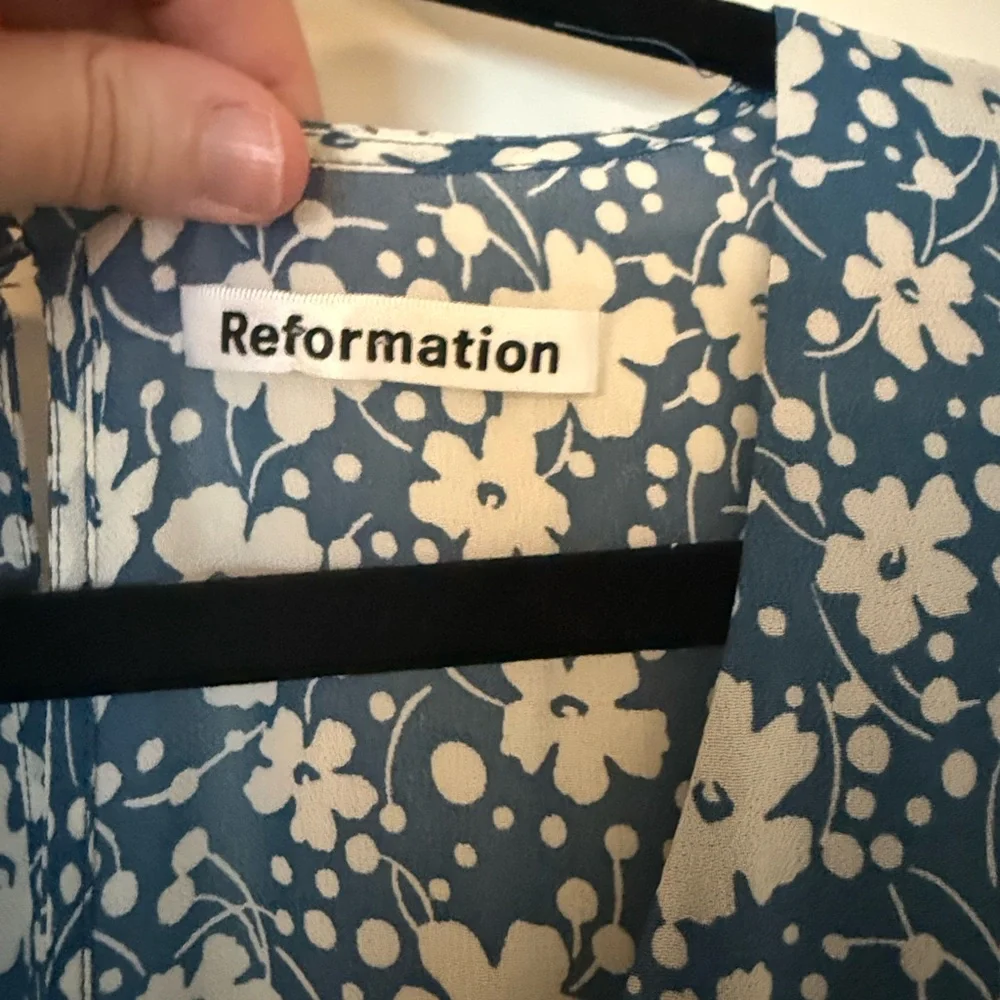 Reformation Nantes Blue and White Floral Midi Dress - Picture 4 of 6